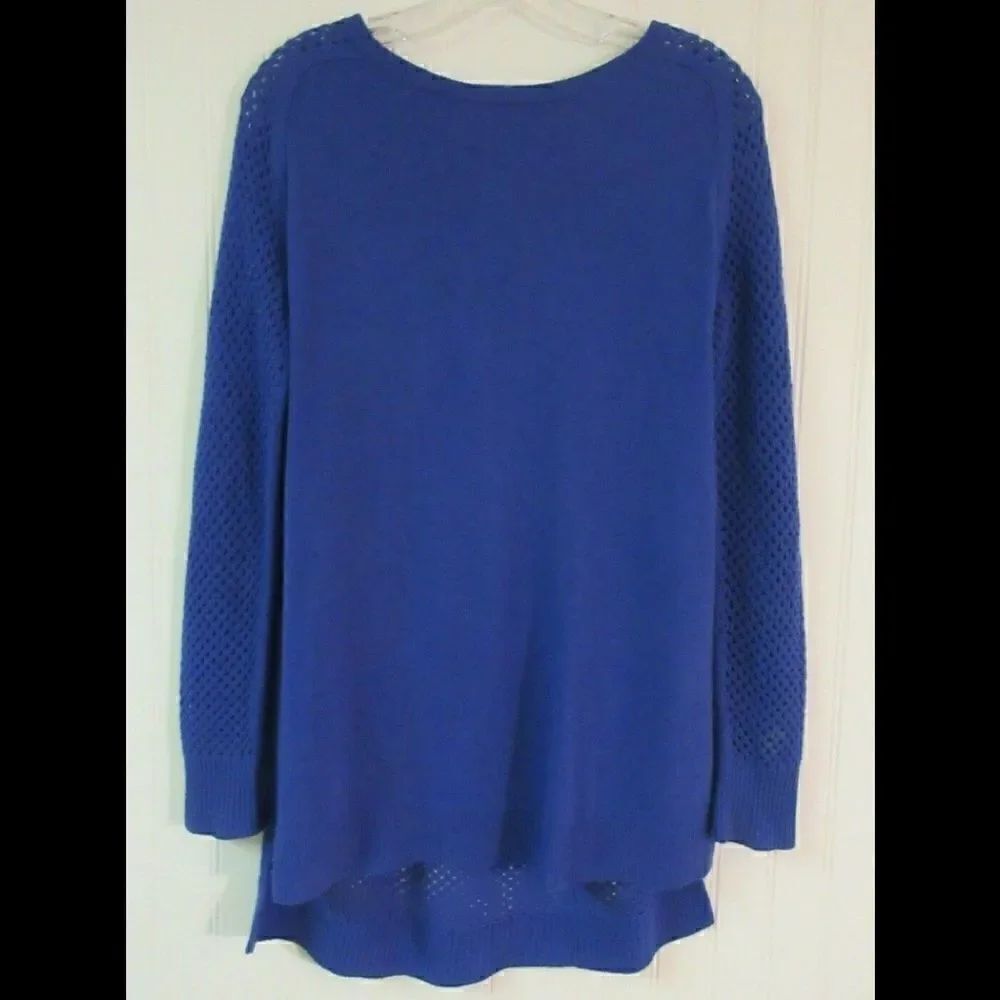 Theory pullover sweater blue w loose knit back Small